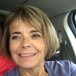 Meet your Posher, Stella